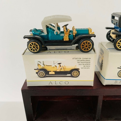 Vintage Readers Digest DIECAST CARS Set 6 With Wooden Display - Picture 5 of 7