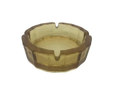VINTAGE Big AMBER GLASS ASHTRAY MID CENTURY 6" FACETED THICK HAS SMALL CHIPS