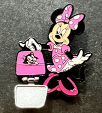 Loungefly Minnie Mouse y Figaro - Bolso Rosa Lunares Bisagras Disney Pin 165515