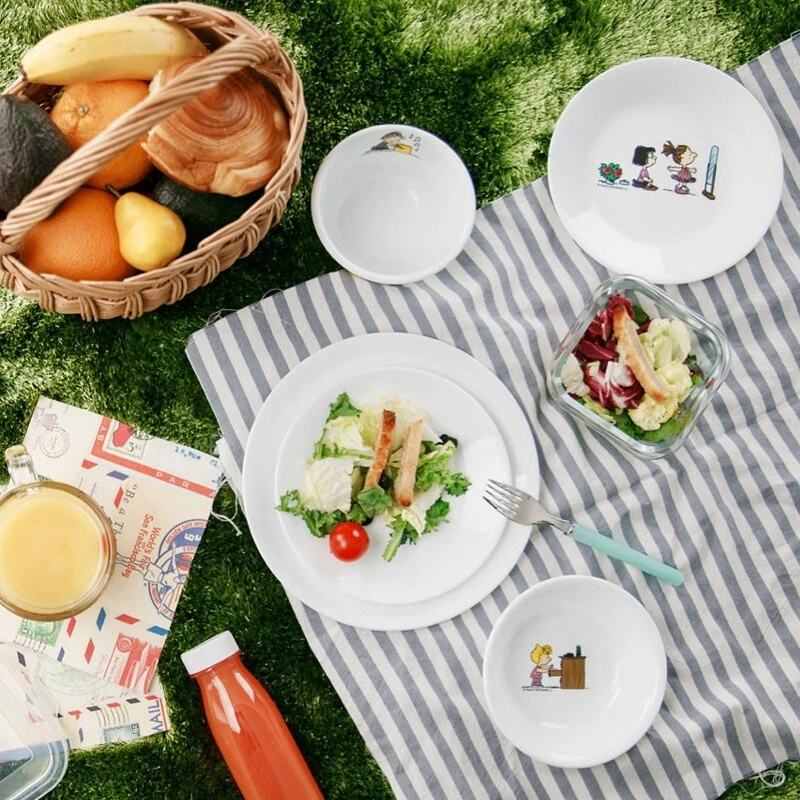 CORELLE x Peanuts Edition Snoopy The Home Couple 9P Set Dinnerware Plate Bowl - Image 3 of 4