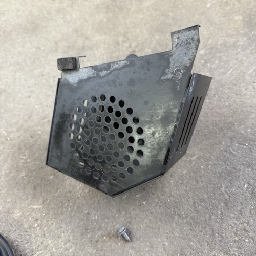 OEM BMW E36 Keyless Entry Siren With Cage Cover HELLA Alarm Security 325 328 - Picture 4 of 6