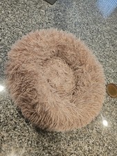 Cat-Dog PINK Round Fluffy Cat Bed, Comfortable Indoor Cat or Small Dog Bed