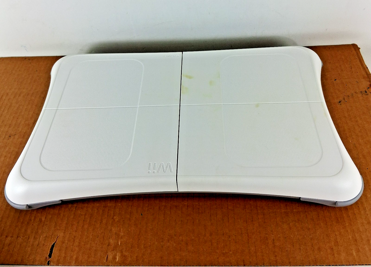 Nintendo Wii Fit Fitness Balance Board White RVL-021 Sports Games