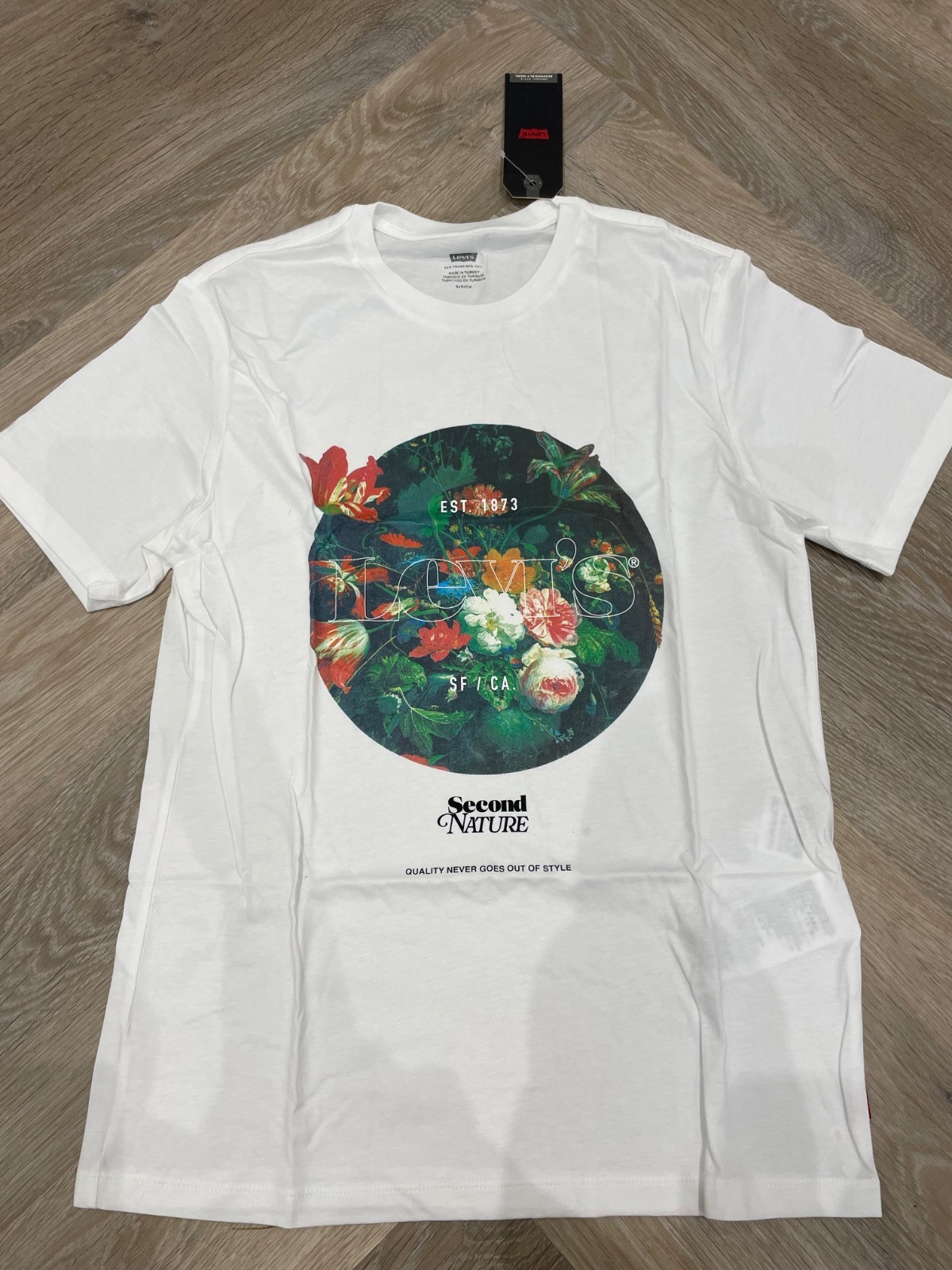 Levi’s Graphic Crewneck Tee T-Shirt Size Small White Top RRP £30