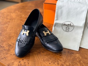 Hermes Black Leather Men\'s Slip-On Loafers with H Accent Hermès Black Loafer Slides main image 4