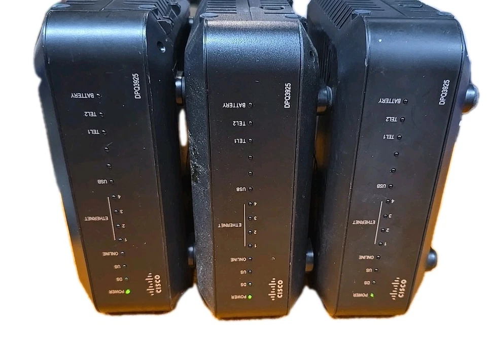 LOTE de 3X Módem Gateway Inalámbrico DOCSIS 3.0 CISCO DPQ3925 8x4 Foto 2 de 4