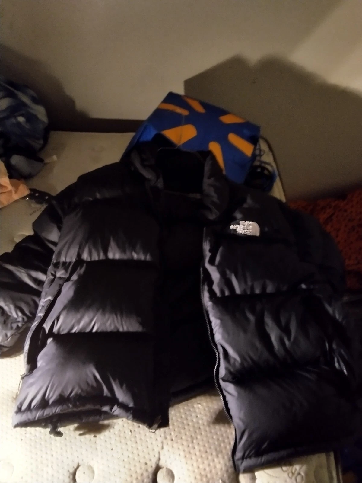 north face black puffer jacket 3xl - product detail image 1