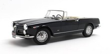 Alfa Romeo 2600 Spider Touring 1961 bleu foncé au 1/18 de Cult Models CML039-2