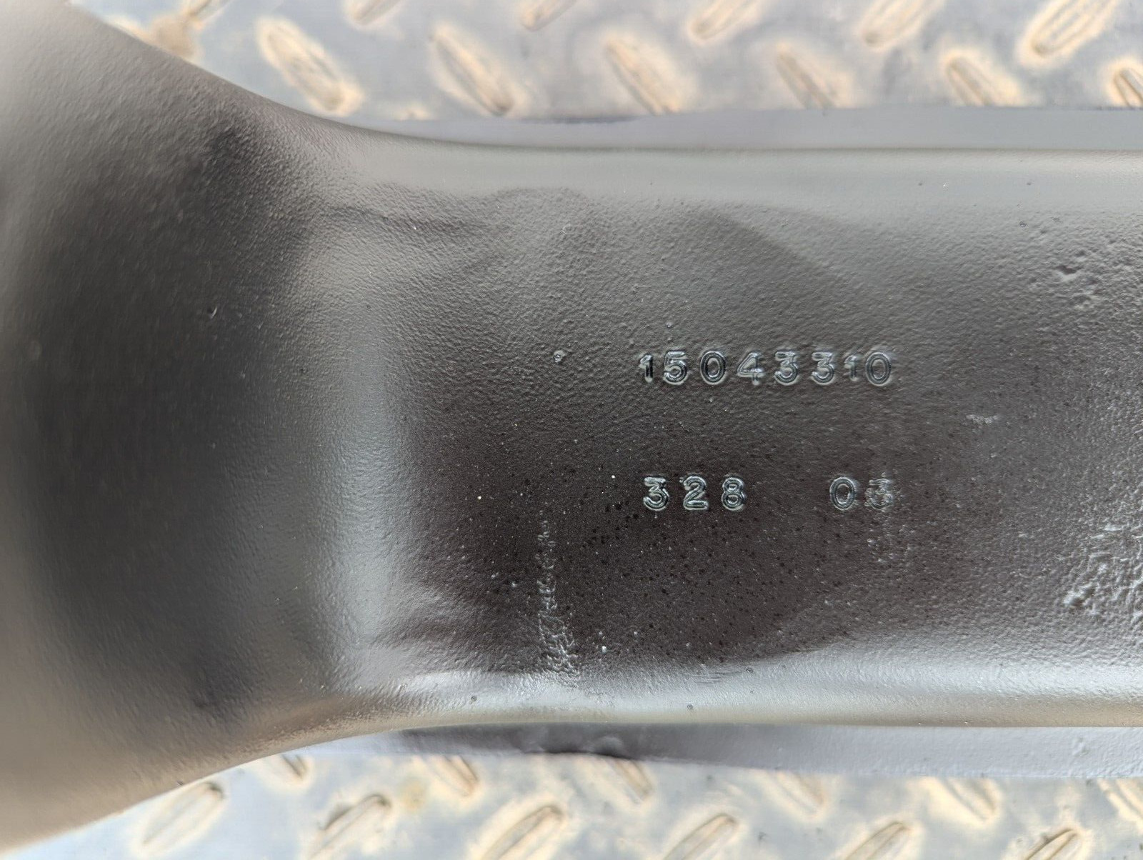 Midship Plastic Tank Bracket & Strap **03-09 Kodiak - Topkick C4500, C5500