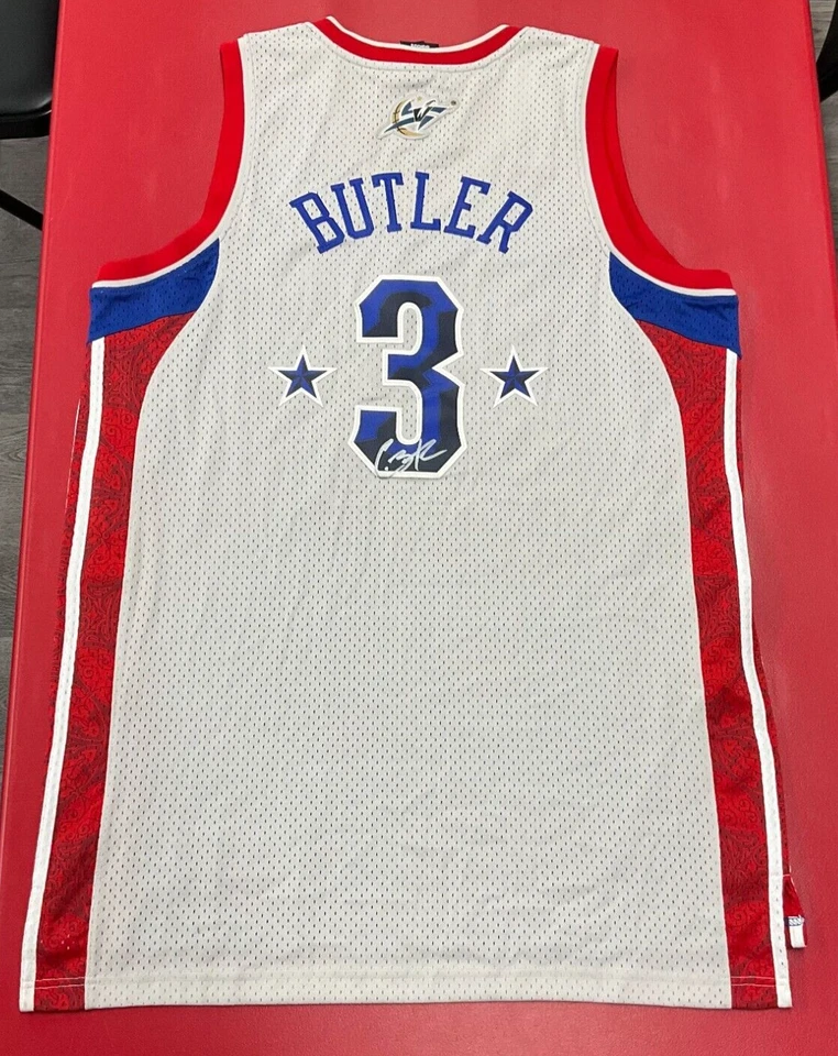 Washington Wizards Adidas Mens XL Caron Butler Autographed Jersey w/ Tags - Image 3 of 4