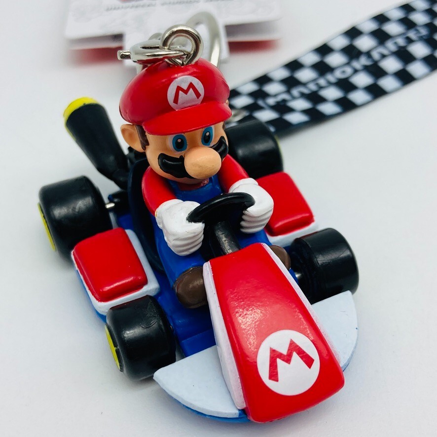 Super Nintendo World Mario Kart Figure Keychain UNIVERSAL STUDIOS