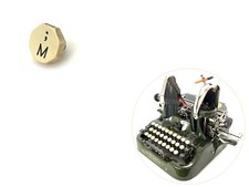 Oliver Typewriter M Key Antique Schreibmaschine Part Vtg No.5 6 7 8 9 10 Keytop thumbnail