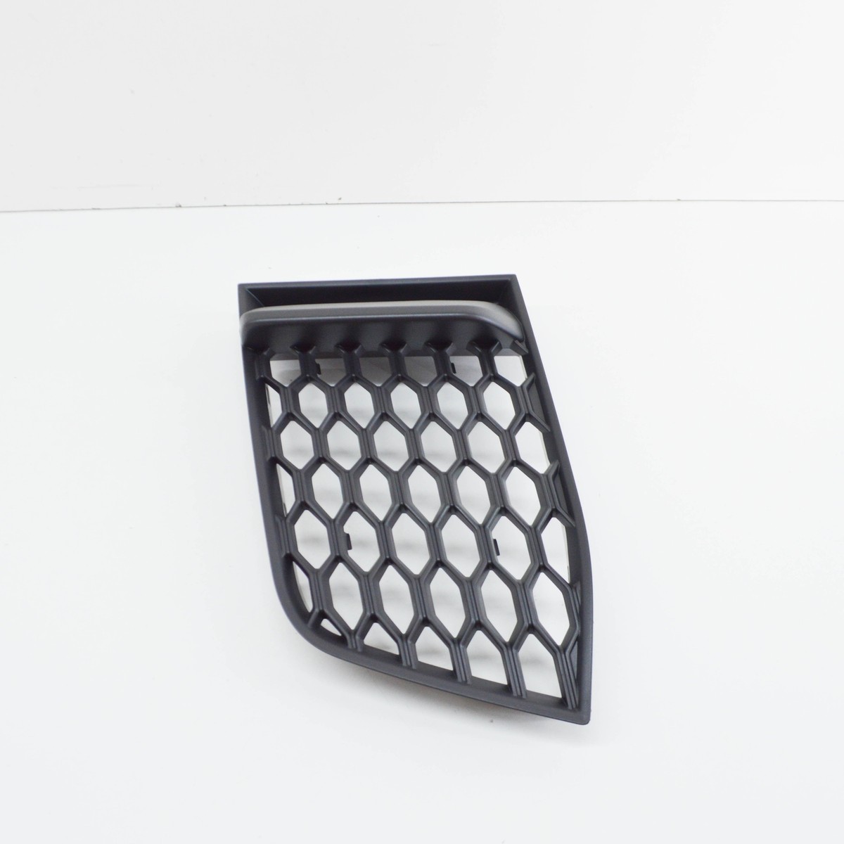 AUDI TT FV Front Left Air Guide Grille 8S0807681H9B9 NEW GENUINE