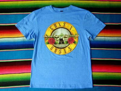✺New✺ 2022 GUNS N ROSES World Tour Australia Shirt SIZE MEDIUM