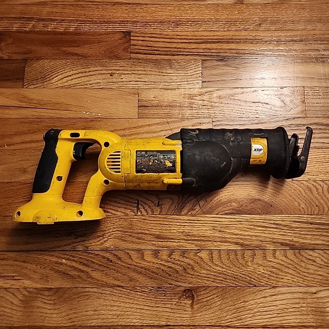 DeWalt DC385 XRP 18V Cordless Reciprocating Saw Heavy Duty Tool