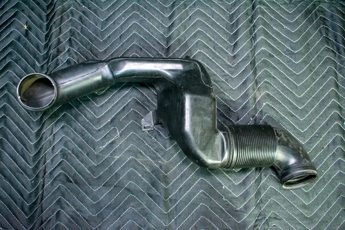 BMW Z3 2.5L 2.8L 3.0L Air Channel Alternator Intake Cooling Tubes 1432464