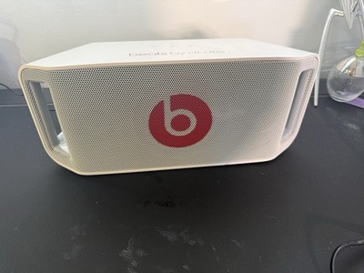 RARE Beats by Dr. Dre BEATBOX Portable Boombox Bluetooth Speaker White W/ Power