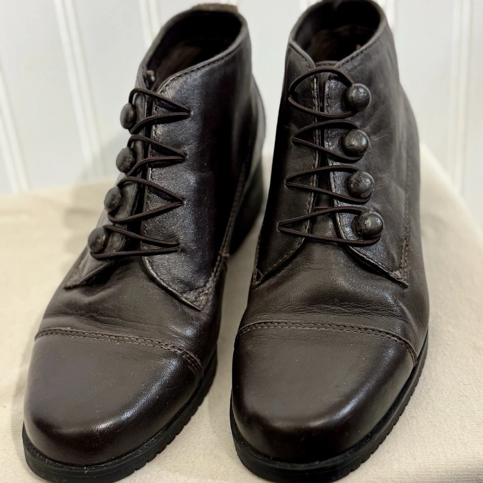Botines Sporto Para Mujer Cuero Marrón 6.5 M Victoriano Abuelita Estilo Botón Foto 3 de 4