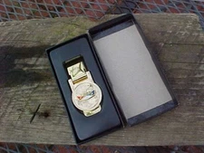 1950s FORD CREST GOLD CHROME MONEY CLIP GIFT BOX FLIP STYLE NICE NOS QUALITY!