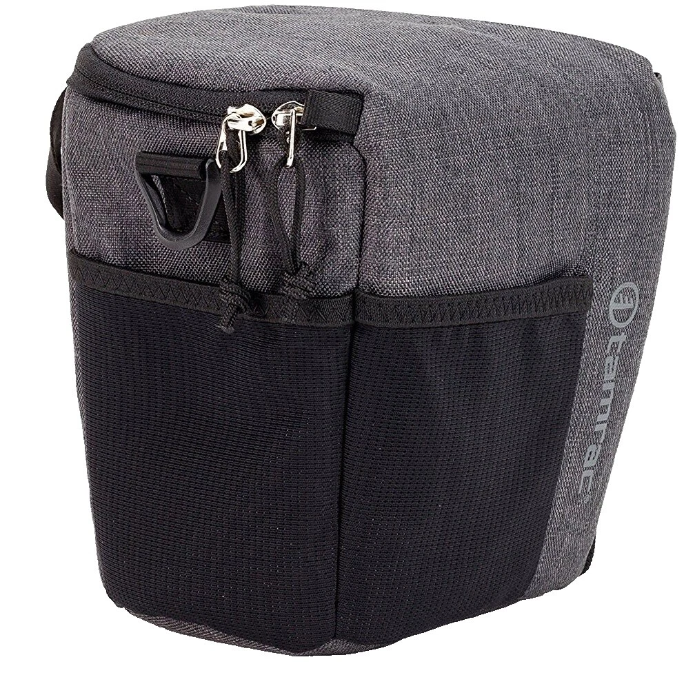 Футляры, сумки и чехлы Tamrac для фотоаппаратов Nikon