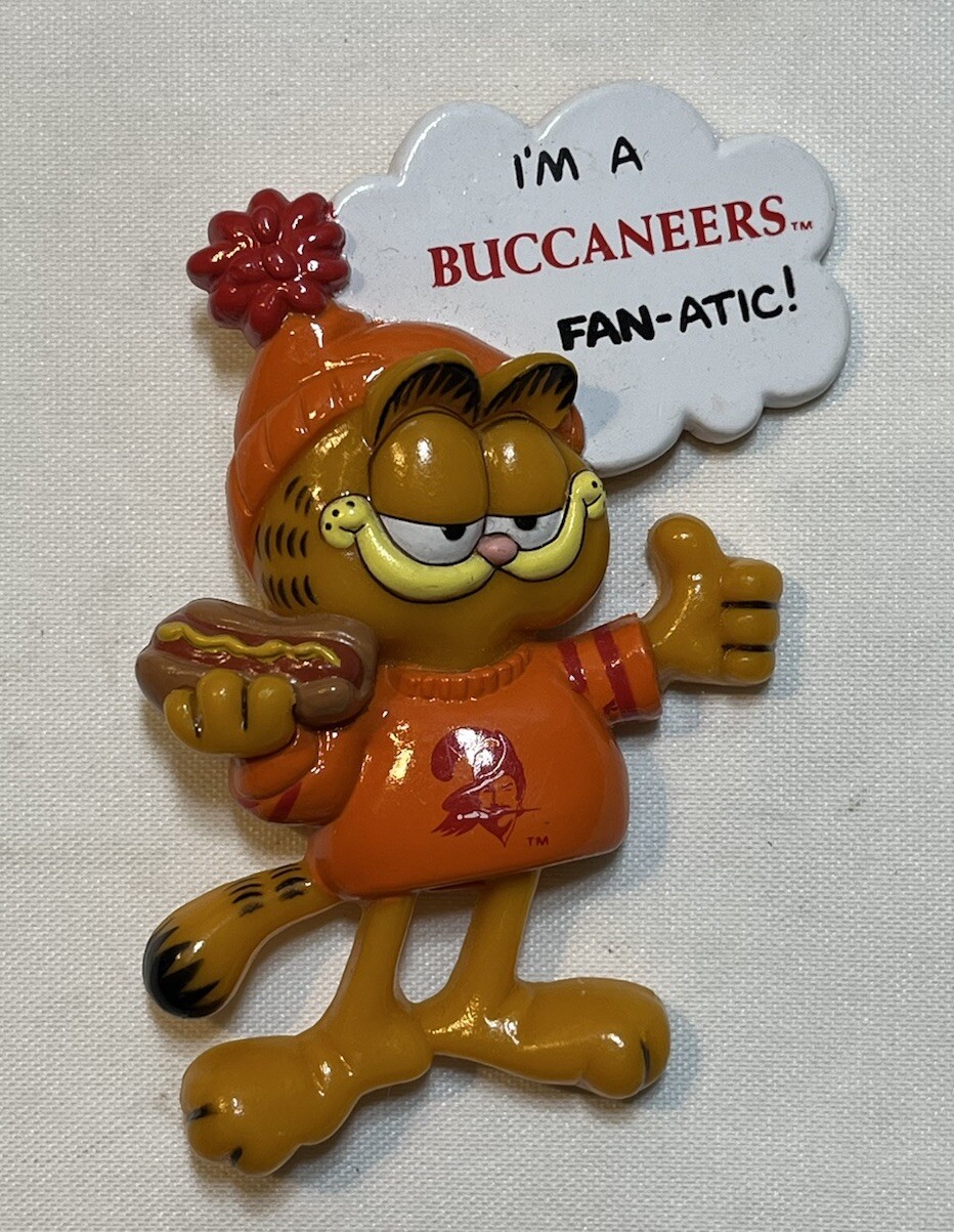Vintage NFL TAMPA BAY BUCCANEERS GARFIELD PIN BADGE Football Mascot Figure 1987