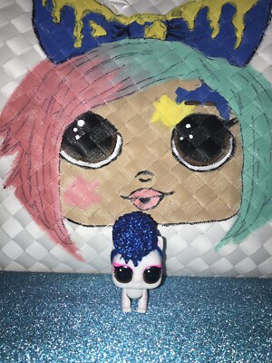 LOL Surprise Pets Independent Meow Gold Ball Ultra Rare Eye Spy Series 