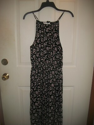 Forever 21 black floral pattern maxi dress size S, NWT | eBay Forever 21 black floral pattern maxi dress size S, NWT | eBay