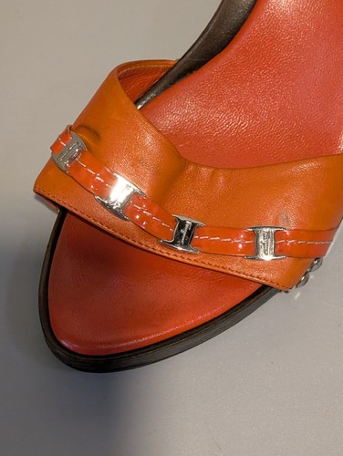 Salvatore Ferragamo Tacones Deslizables de Cuero Naranja para Gatito - Reino Unido Talla 6 (US 8) - Imagen 20 de 22