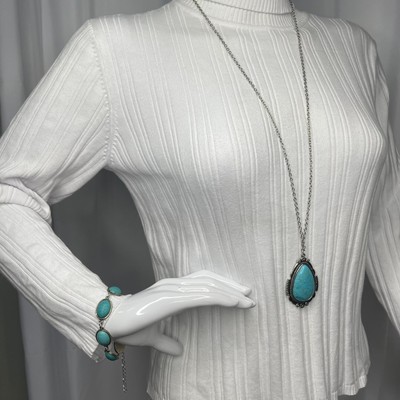 silver tone pendant necklace turquoise color dyed stone costume jewelry western