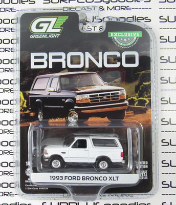 2025 Greenlight 1:64 Hobby Exclusive: White 1993 FORD BRONCO XLT OJ Item #30452