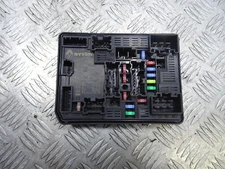 2020 RENAULT CLIO ICONIC XJA TCE MK5 5DRS HATCH FUSE RELAY BOX *2916