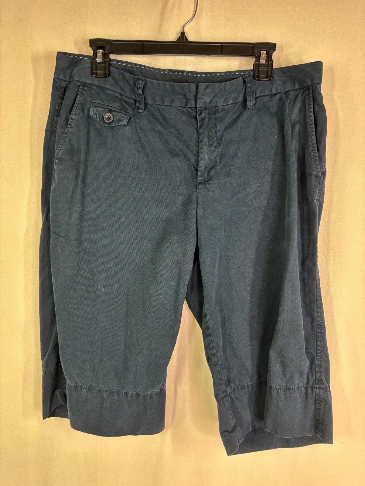 Gap mens black basic rugged flat front 12" inseam… - image 1