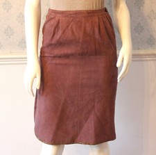 Vintage 1980s/1990s Valentino Designer Pink Suede Snakeskin Trim Pencil Skirt