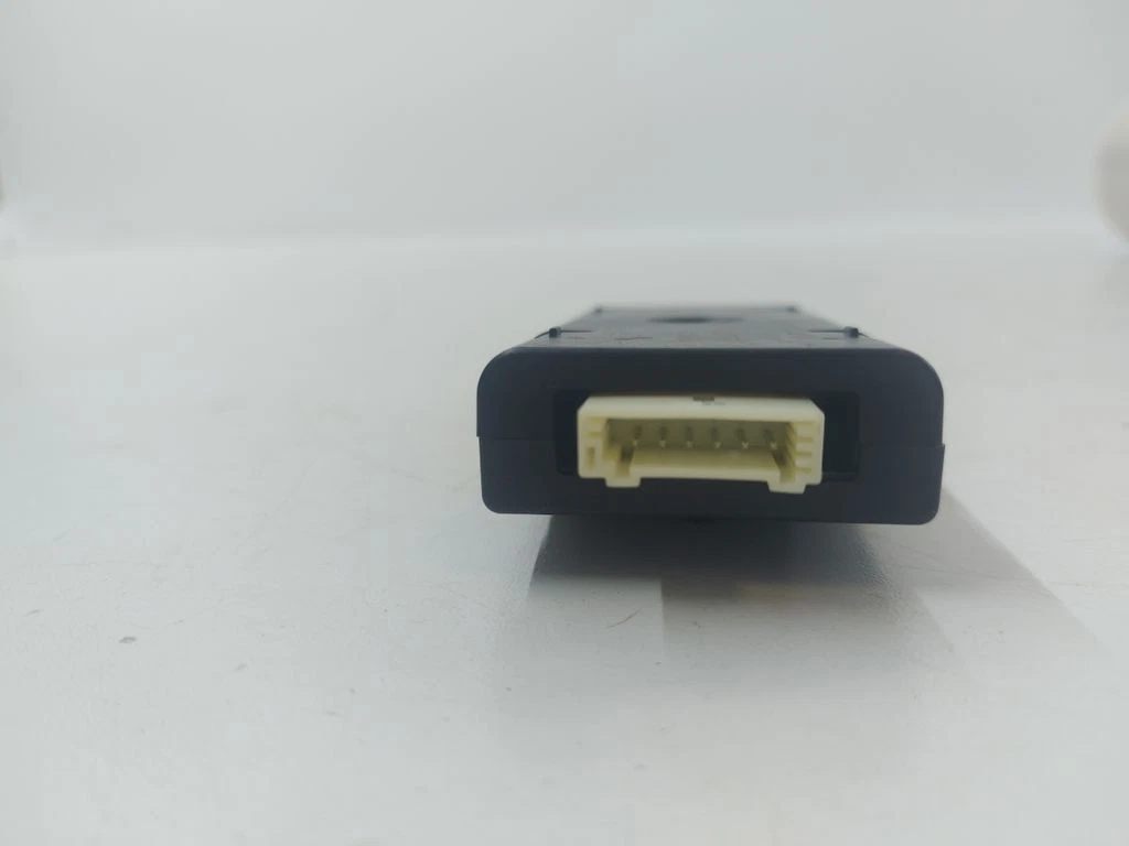 BMW 5 F10 F11 2012 Aerial Antenna Amplifier 6520919986503 