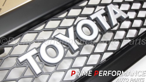 Toyota FJ Cruiser 2007-2014 Trail Teams Black Front GrilleGenuine 53100-35B00 - Picture 5 of 7