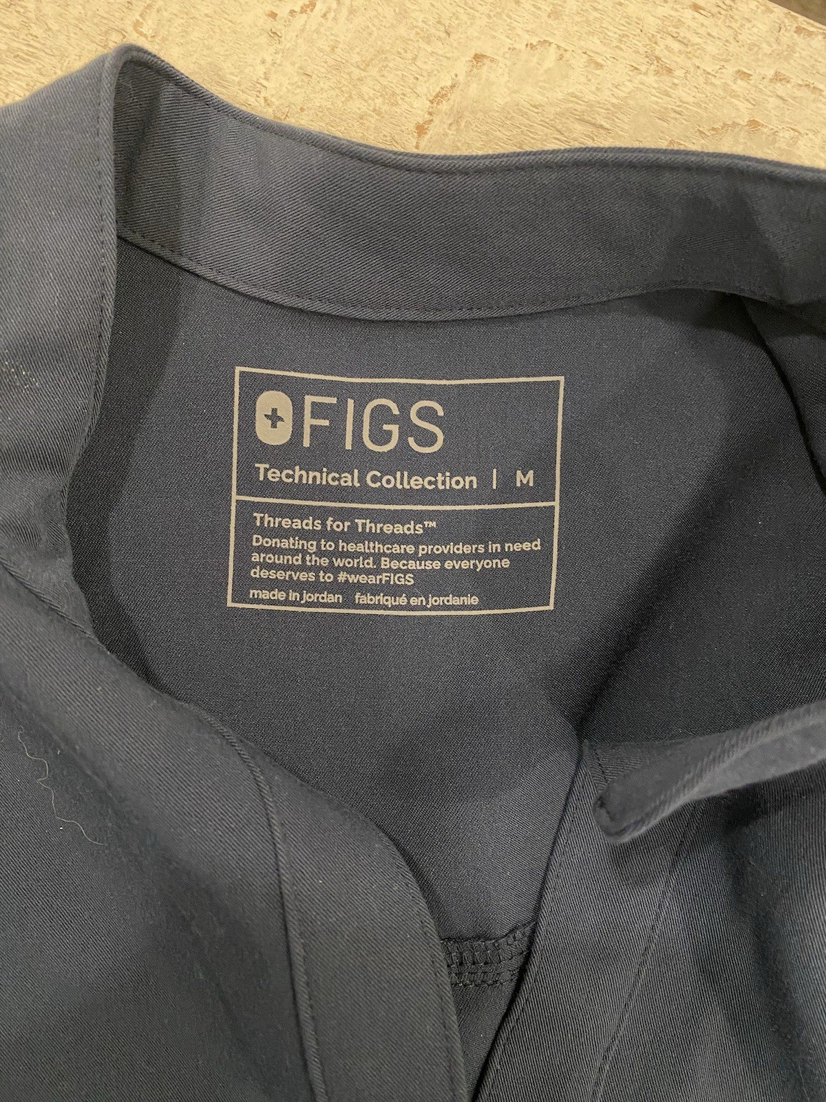 Figs Rafaela Oversized Scrub Top Women's Size M Navy blue Shirt Medical Pockets thumbnail 9