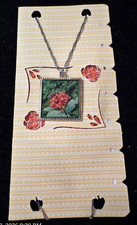 Handmade Resin Floral Nature Photo Pendant Ne...