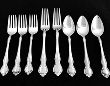 International ROYAL SPLENDOR Stainless 2 DINNER FORKS 3 TEASPOONS 3 SALAD FORKS