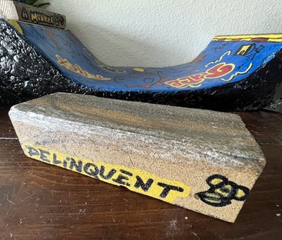 Delinquent Fingerboard Skateboarding Grind Block Ramp Concrete with Monkey Art