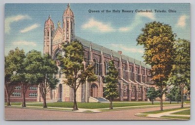Queen of Holy Rosary Cathedral in Toledo Ohio c1940s Postcard
