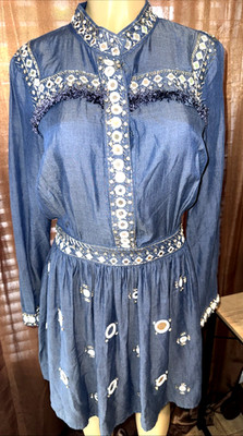 BOSTON PROPER SOFT DENIM DRESS RHEINSTONES & MIRROR Detail SZ 4 SEE DETAILS mc