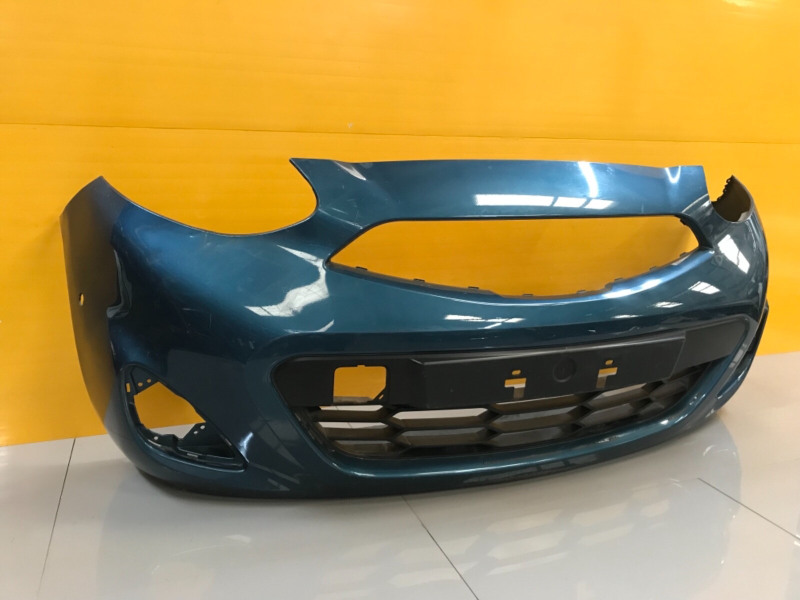Nissan micra 2013-17 GENUINE front bumper each - Image 5