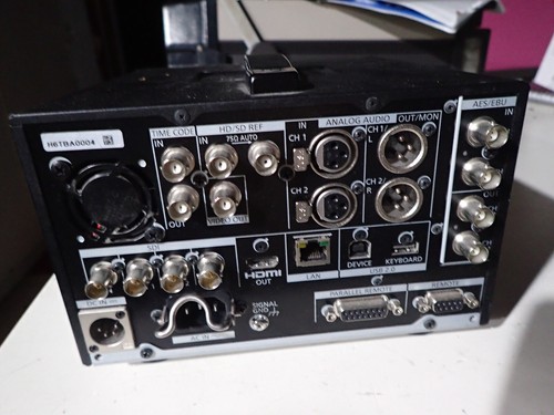 (DL) PANASONIC memory card recorder reader half rack P2 HD AJ-PD500E - Picture 3 of 4
