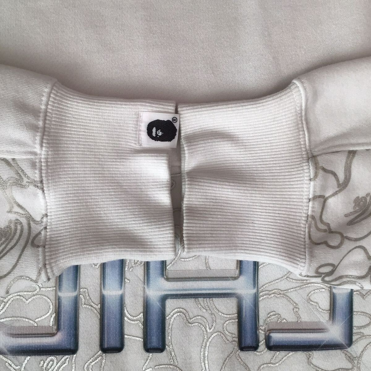 Hajime Sorayama × BAPE camo sweat shirt White A Bathing Ape