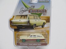 Greenlight - Estate Wagons - GREEN MACHINE - '76 Pontiac Grand LeMans Safari