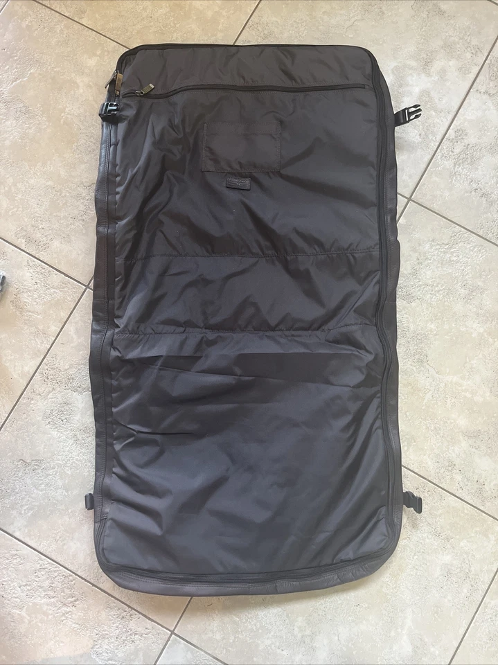 claire chase leather garment bag. Real Leather Traveling Bag. Brand New🔥 - Image 3 of 3