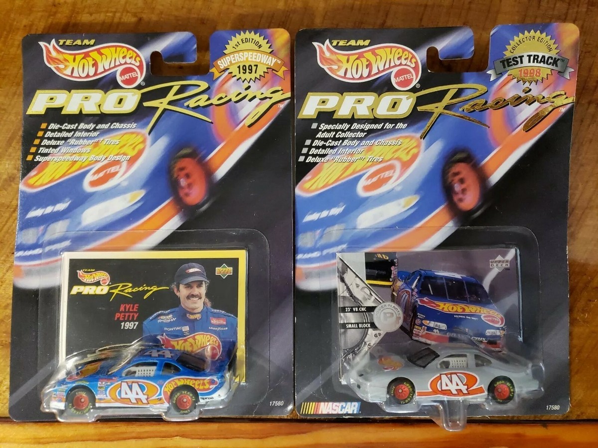 Lot of 2 Hot Wheels Pro Racing Edition Nascar #44 1/64 Scale Upper