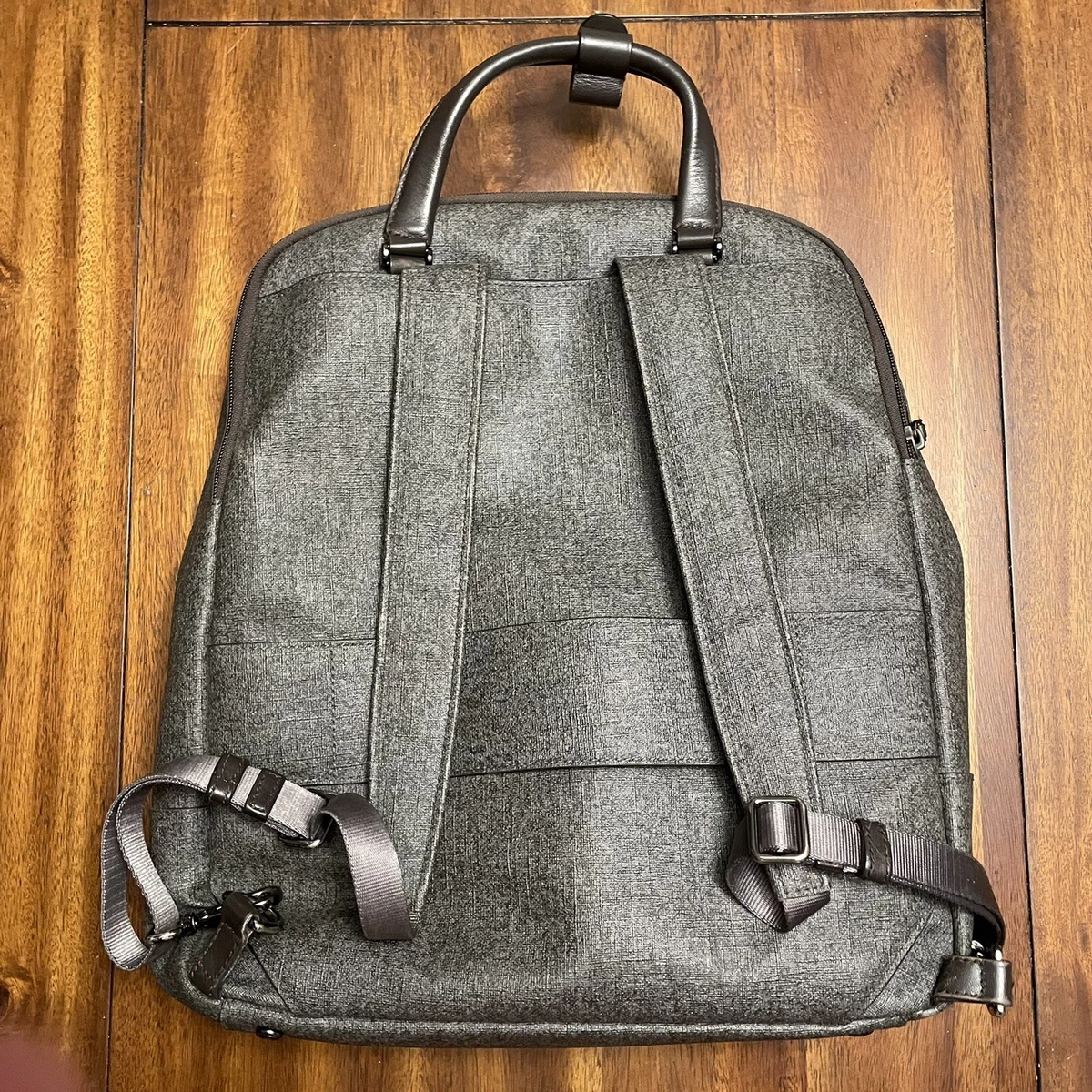 Tumi olivia top