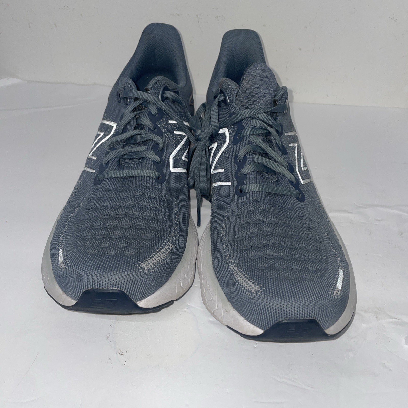 New Balance FRESH FOAM 1080 V11  Running Shoe Light Blue Size 11.5 2EGlow