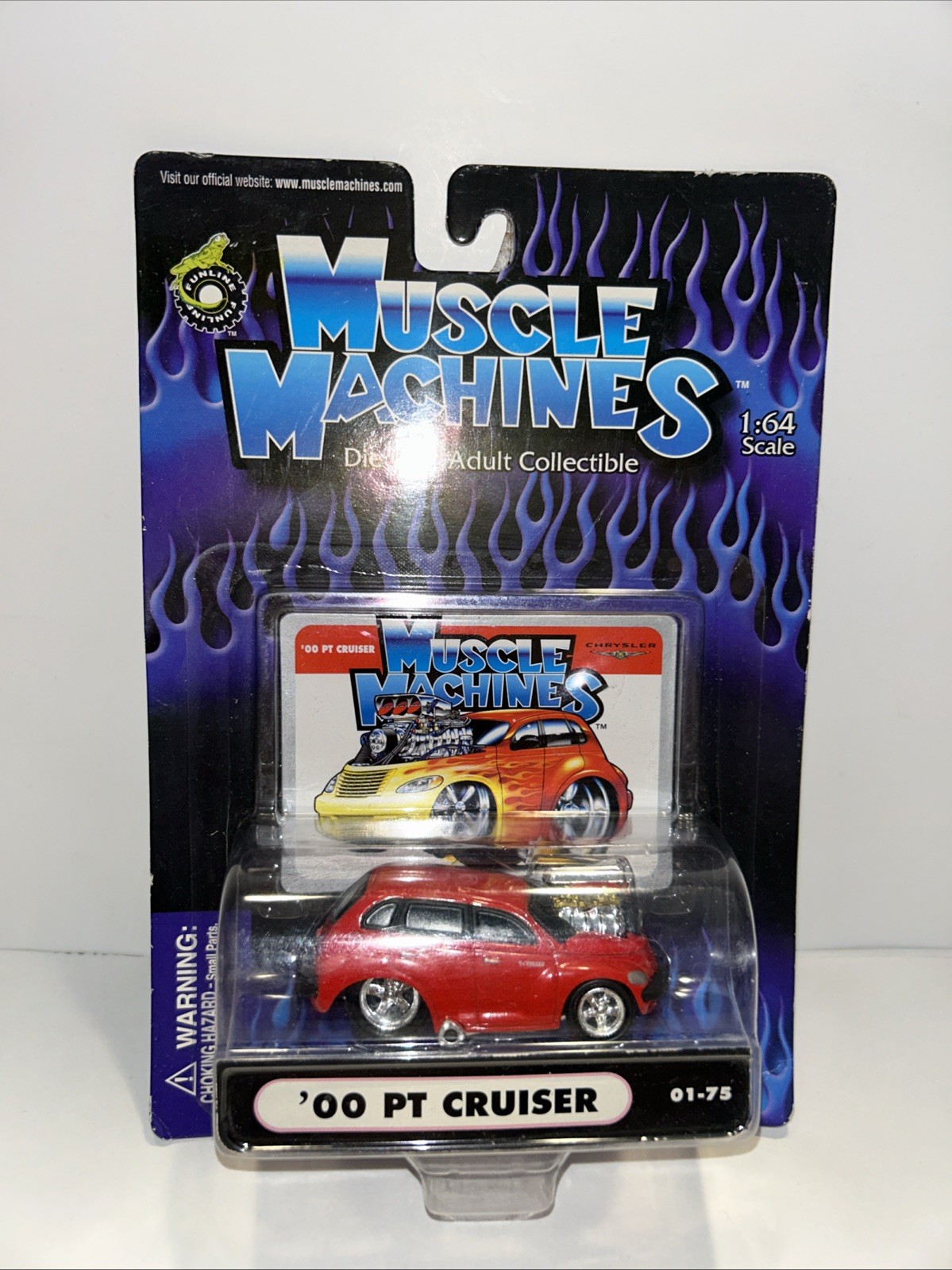 1:64 DieCast New Muscle Machines Red Chrysler '00 PT Cruiser #01